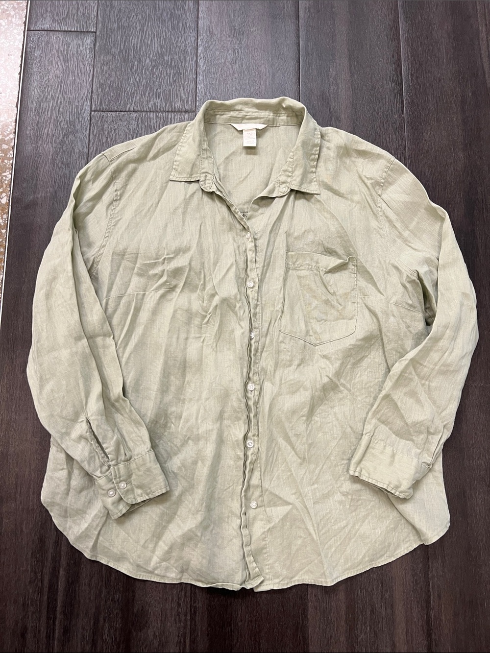 Light Sage Green women’s Button-Up Shirt